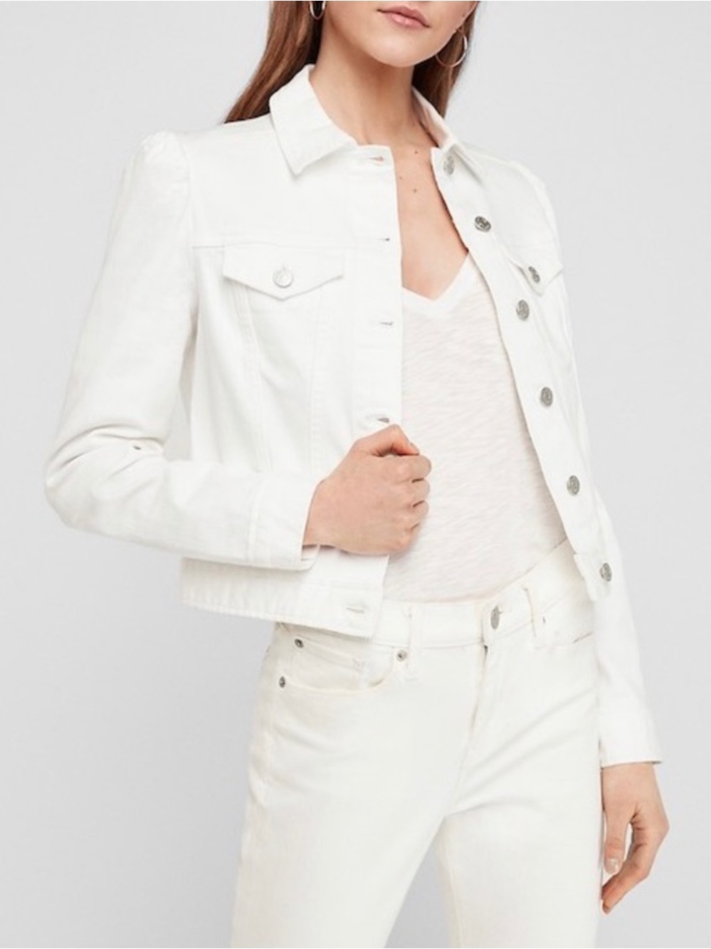 Express White Cropped Denim Jacket with puff shoulder, size medium NWT